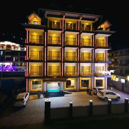 The Laurent And Banon Resorts Manāli Екстериор снимка