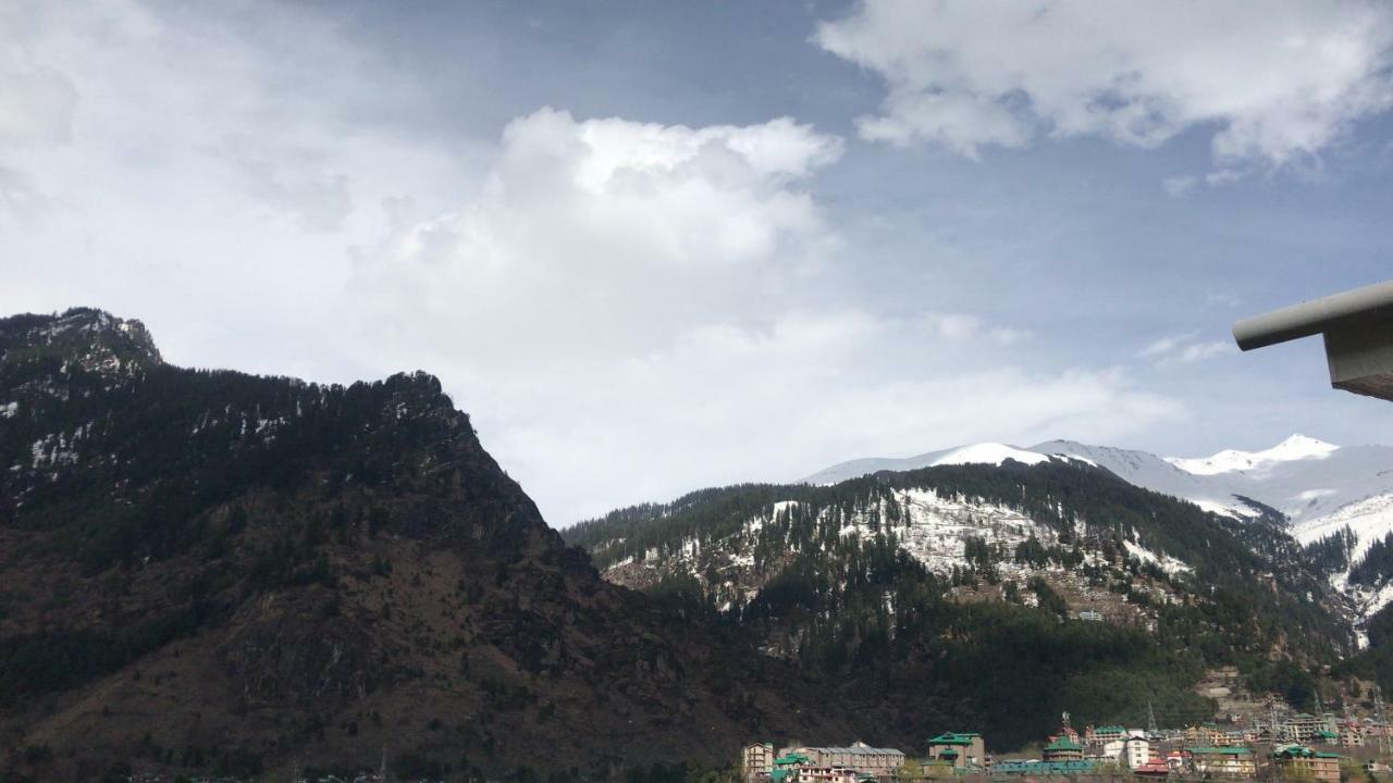 The Laurent And Banon Resorts Manāli Екстериор снимка
