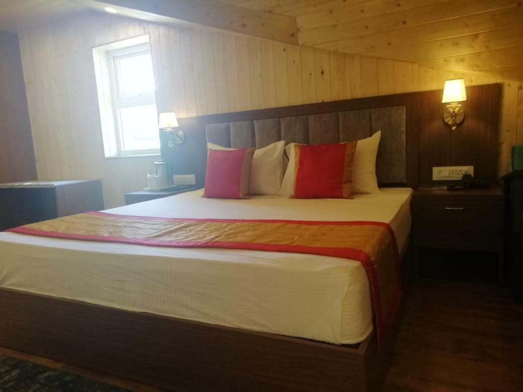 The Laurent And Banon Resorts Manāli Екстериор снимка